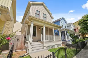 1053 W 16th St, Houston, TX 77008 - Photo 1