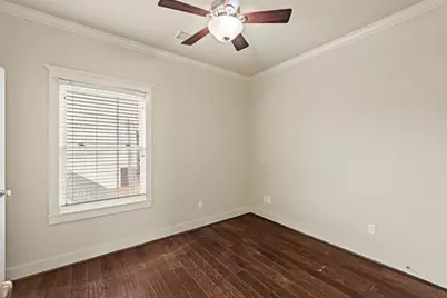 1053 W 16th Street, Houston, TX 77008 - Photo 31