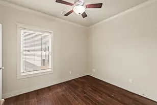 1053 W 16th St, Houston, TX 77008 - Photo 31