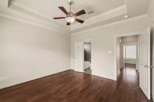 1053 W 16th St, Houston, TX 77008 - Photo 21
