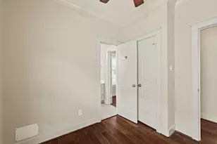 1053 W 16th St, Houston, TX 77008 - Photo 29