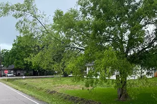 7214 Dallas St, Baytown, TX 77521 - Photo 9