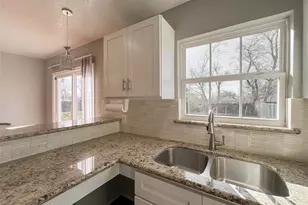 7966 Bonaire St, Houston, TX 77028 - Photo 5