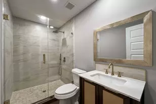 7966 Bonaire St, Houston, TX 77028 - Photo 17