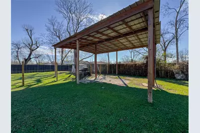 7966 Bonaire Street, Houston, TX 77028 - Photo 25