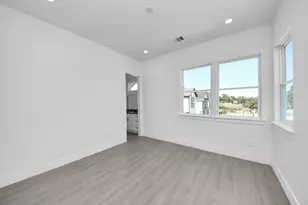 4129 E Toliver St, Houston, TX 77016 - Photo 13