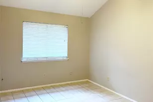 2402 Spring Dusk Ln, Spring, TX 77373 - Photo 5