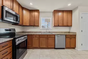 6420 Grace Ln, Pearland, TX 77584 - Photo 9