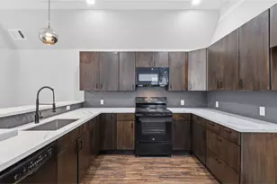 1834 Woodvine Dr, Houston, TX 77055 - Photo 5