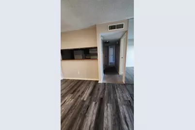 2818 S Bartell Drive #7, Houston, TX 77054 - Photo 3