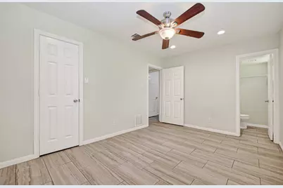 9222 Vanwood Street, Houston, TX 77040 - Photo 23