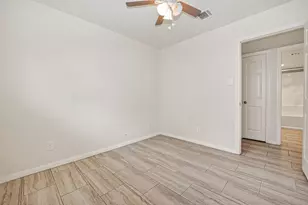 9222 Vanwood St, Houston, TX 77040 - Photo 19