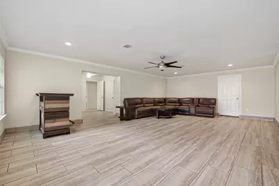 9222 Vanwood Street, Houston, TX 77040 - Photo 15