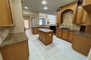 1412 Caine Hill Ct, League City, TX 77573 - Photo 11