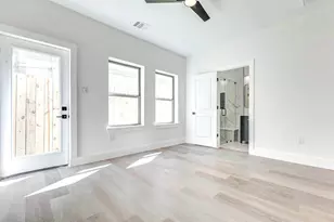 5636 Dolores St, Houston, TX 77057 - Photo 27