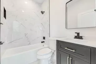 5636 Dolores St, Houston, TX 77057 - Photo 33