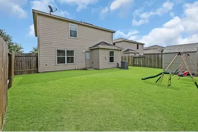 11210 Hall Meadows Court, Houston, TX 77075 - Photo 13