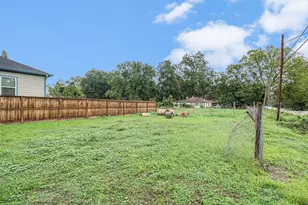 700 Rosie St, Houston, TX 77091 - Photo 13