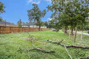 700 Rosie St, Houston, TX 77091 - Photo 11