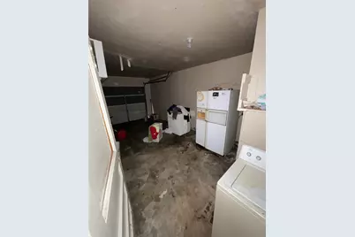 5543 Lakefield Drive, Houston, TX 77033 - Photo 9