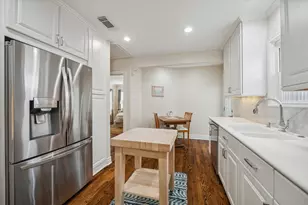 6026 Lake St, West University Place, TX 77005 - Photo 9