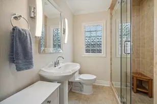 6026 Lake St, West University Place, TX 77005 - Photo 15