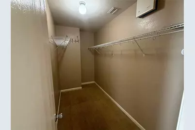2630 Skyview Shadows Court, Houston, TX 77047 - Photo 17