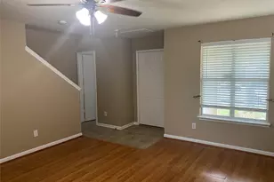 2630 Skyview Shadows Ct, Houston, TX 77047 - Photo 3