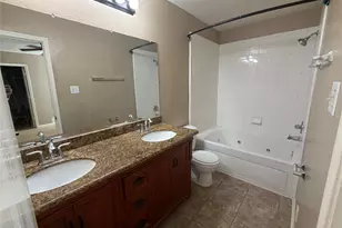 2630 Skyview Shadows Ct, Houston, TX 77047 - Photo 15