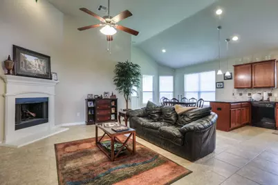 8706 Alicia Drive, Tomball, TX 77375 - Photo 5