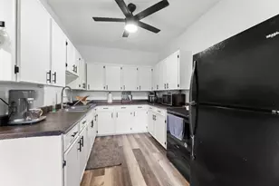 703 Pecan Valley Dr, Wharton, TX 77488 - Photo 11