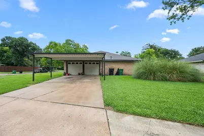 8215 Braes River Drive, Houston, TX 77074 - Photo 25