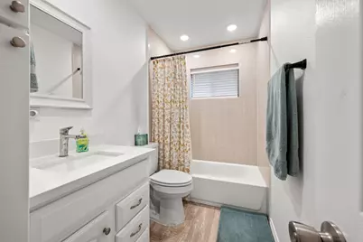 8215 Braes River Drive, Houston, TX 77074 - Photo 19