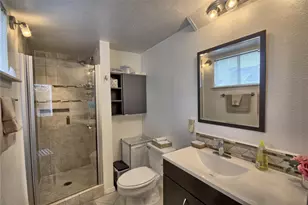 9809 Richmond Ave, Houston, TX 77042 - Photo 19