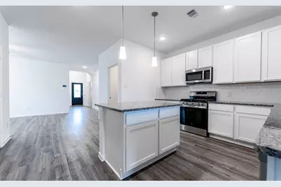 13113 Sapphire Lake Lane, Texas City, TX 77568 - Photo 5