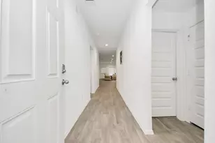 2039 Woodlark Way, Sealy, TX 77474 - Photo 3