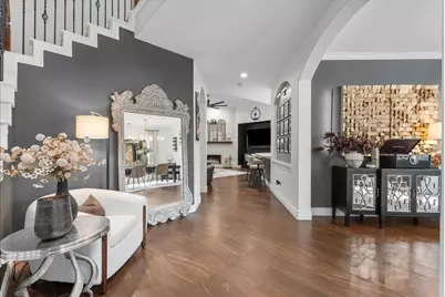 310 Forest Creek Drive, League City, TX 77573 - Photo 5