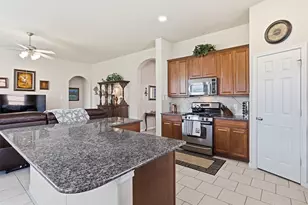 20218 Windsor Trace Ln, Richmond, TX 77407 - Photo 19