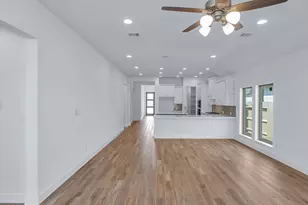 373 Mulberry Creek St, Conroe, TX 77304 - Photo 3
