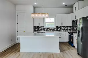 823 North Loop S, Houston, TX 77022 - Photo 5