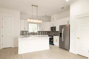 823 North Loop S, Houston, TX 77022 - Photo 19