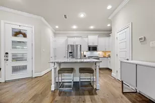 1006 Shepherd Oaks Dr, Houston, TX 77018 - Photo 3