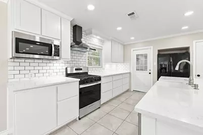 1302 Hawk Tree Drive, College Station, TX 77845 - Photo 7