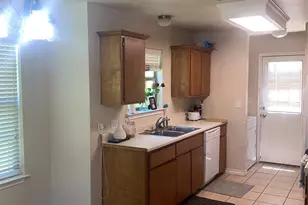 150 Sendero Dr, Huntsville, TX 77340 - Photo 5