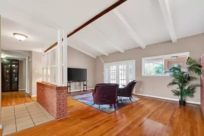 5443 Kingfisher Drive, Houston, TX 77096 - Photo 7