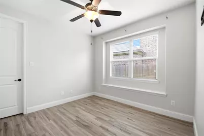 5818 Fairway Shores Lane, Houston, TX 77365 - Photo 19