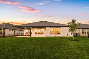 31527 Sunny Banks Ct, Fulshear, TX 77441 - Photo 17