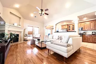 4611 Sharman St, Houston, TX 77009 - Photo 1