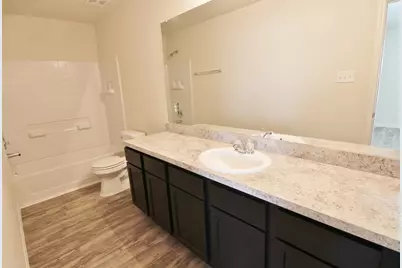 3918 Lexington Manor Court, Missouri City, TX 77459 - Photo 9