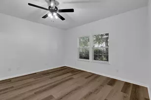 11926 Jelicoe Dr, Houston, TX 77047 - Photo 7